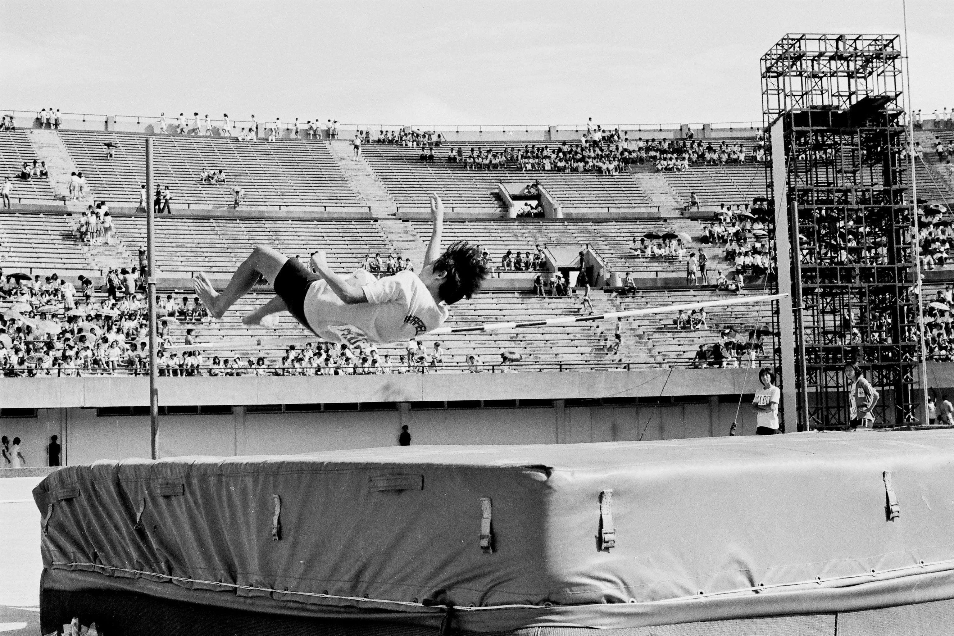 High jump championship meet at National Stadium, 1975. The Straits Times/The New Paper © Singapore Press Holdings Ltd. Reprinted with permission.